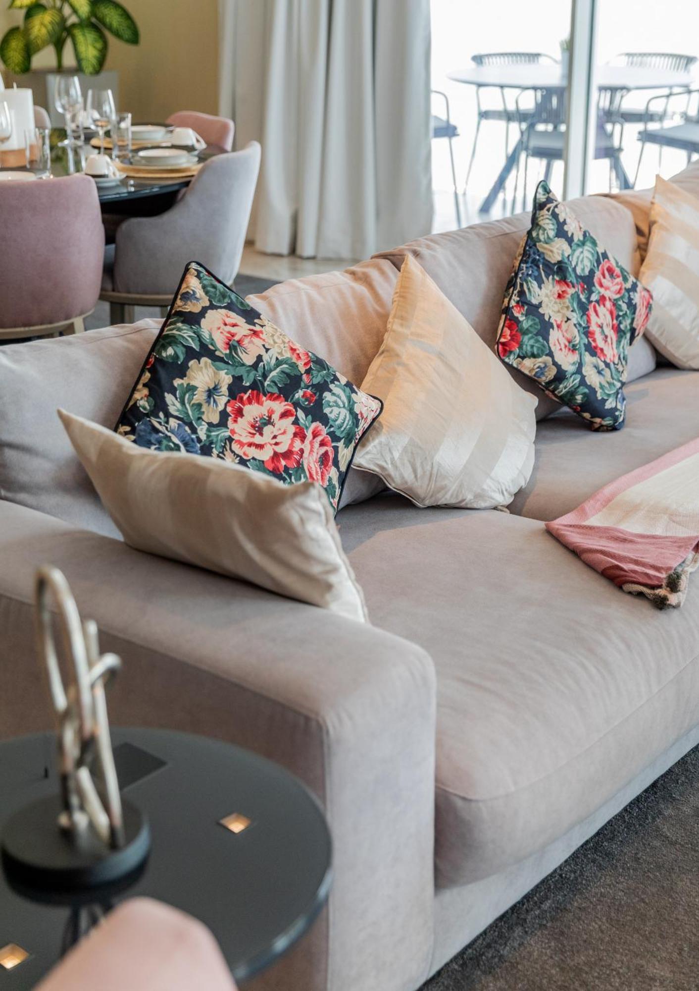 Eden'S Homes & Villas - Five Palm Residences Penthouses Дубай Екстериор снимка