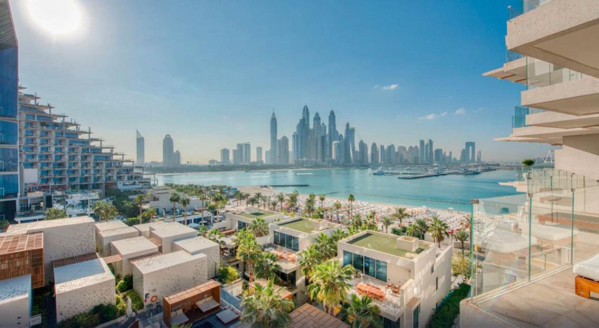 Eden'S Homes & Villas - Five Palm Residences Penthouses Дубай Екстериор снимка