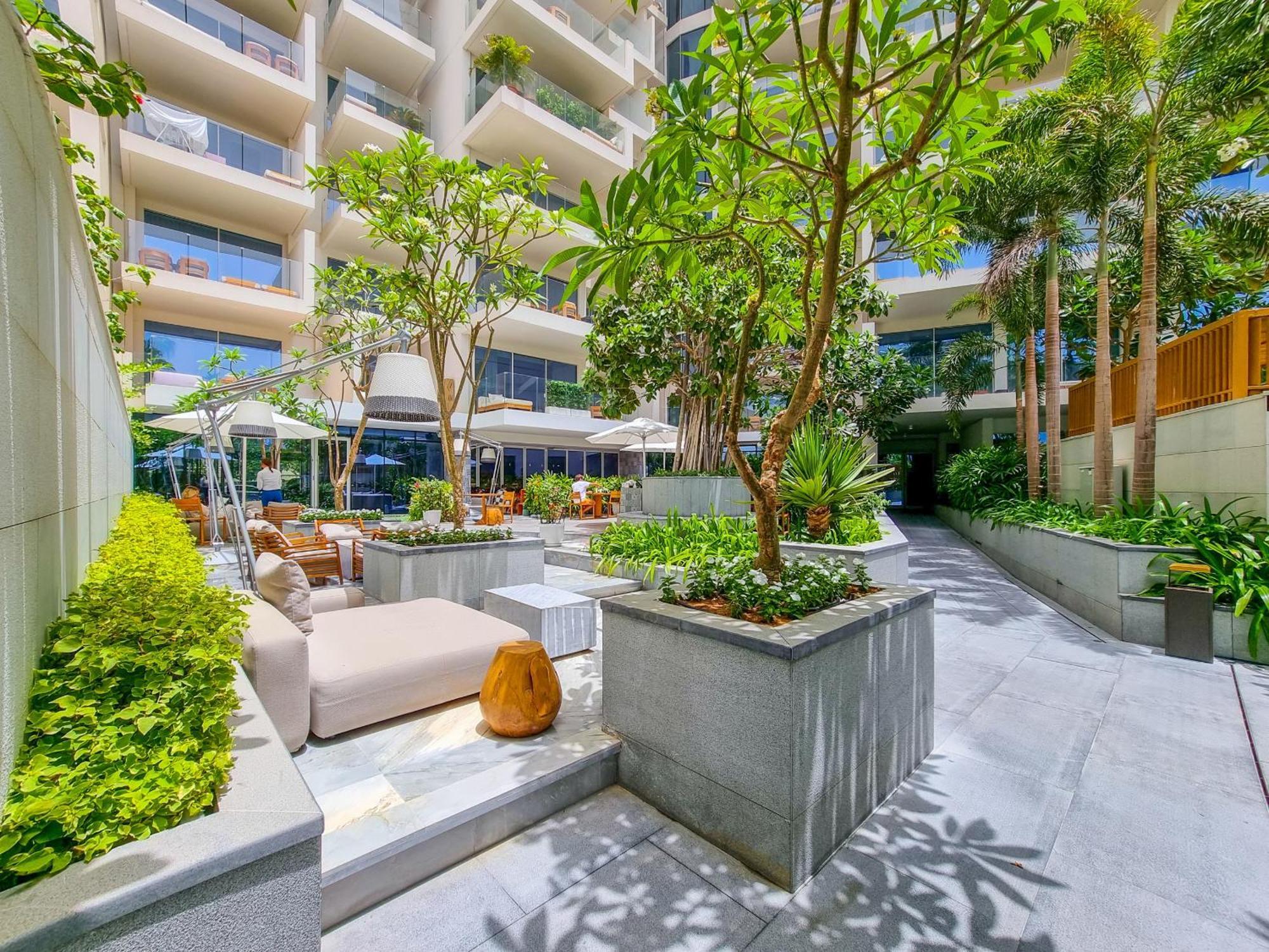 Eden'S Homes & Villas - Five Palm Residences Penthouses Дубай Екстериор снимка